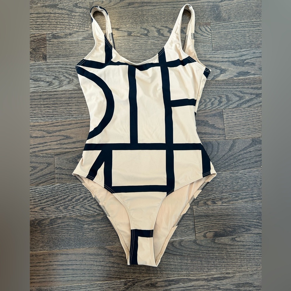 Toteme One Piece Bathingsuit Beige + Black Size Small